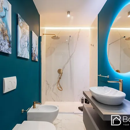 Ocean - Center * Triëst